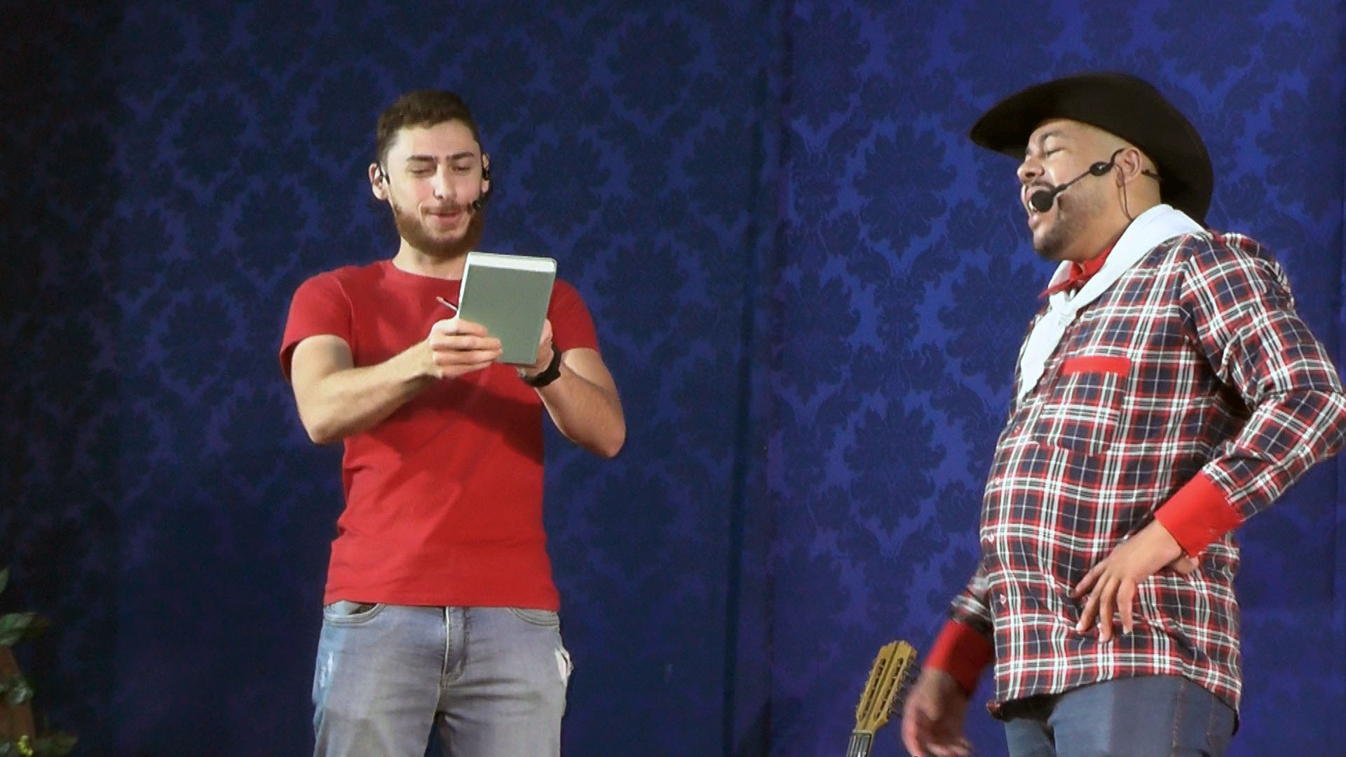 Alunos se apresentando