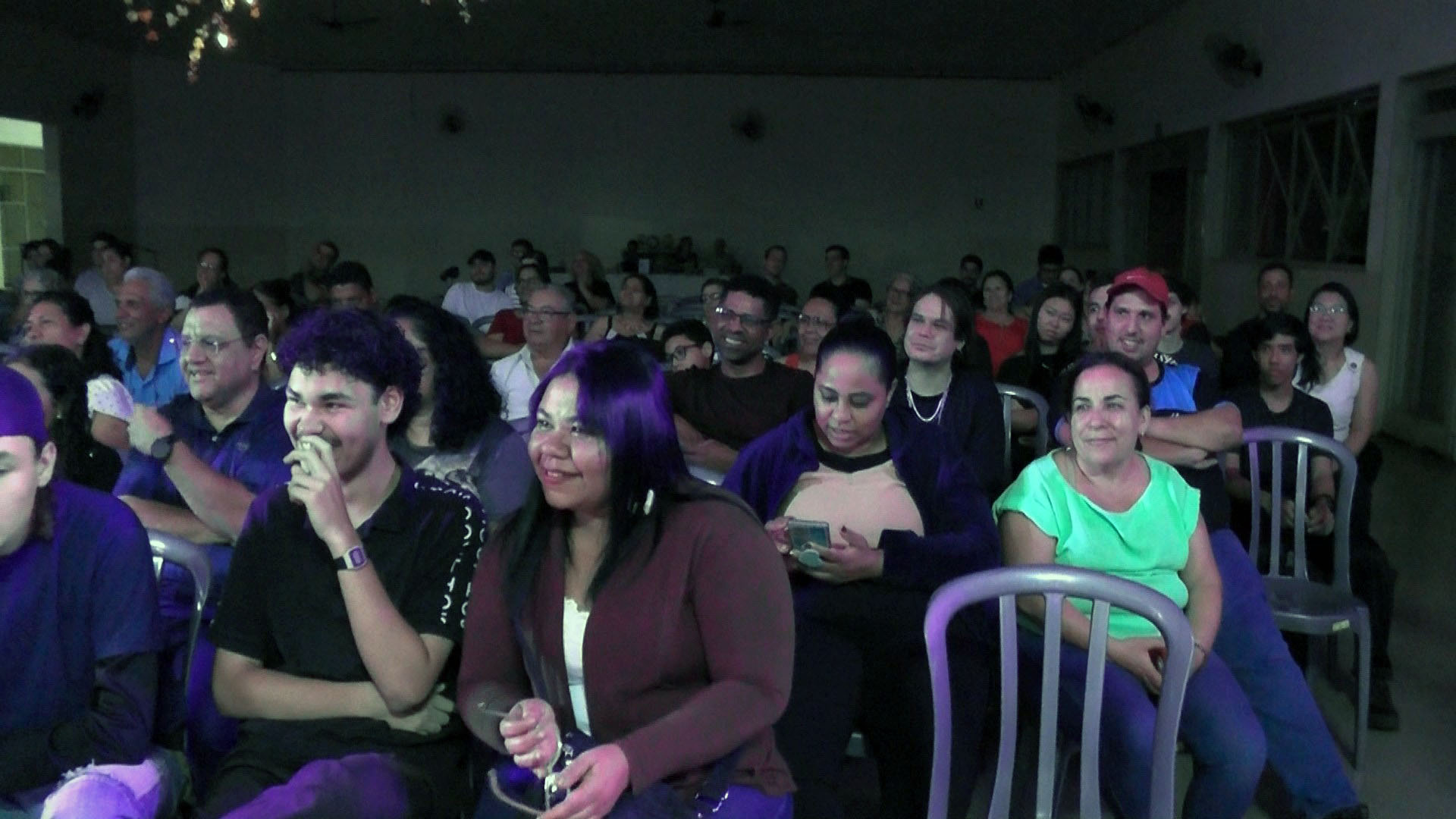 O público se diverte