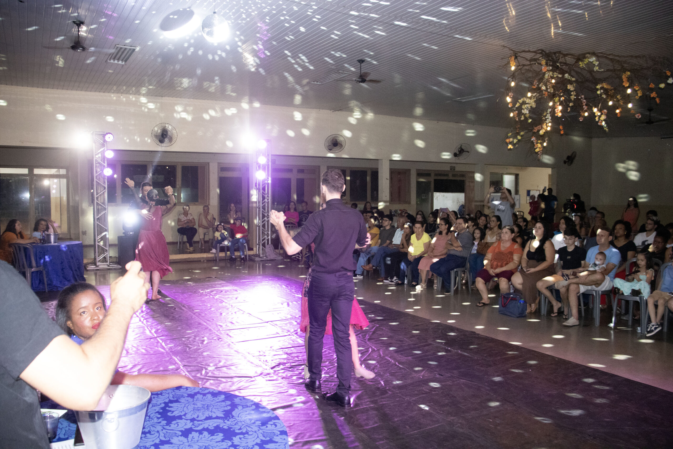 Espetáculo "Baladão"