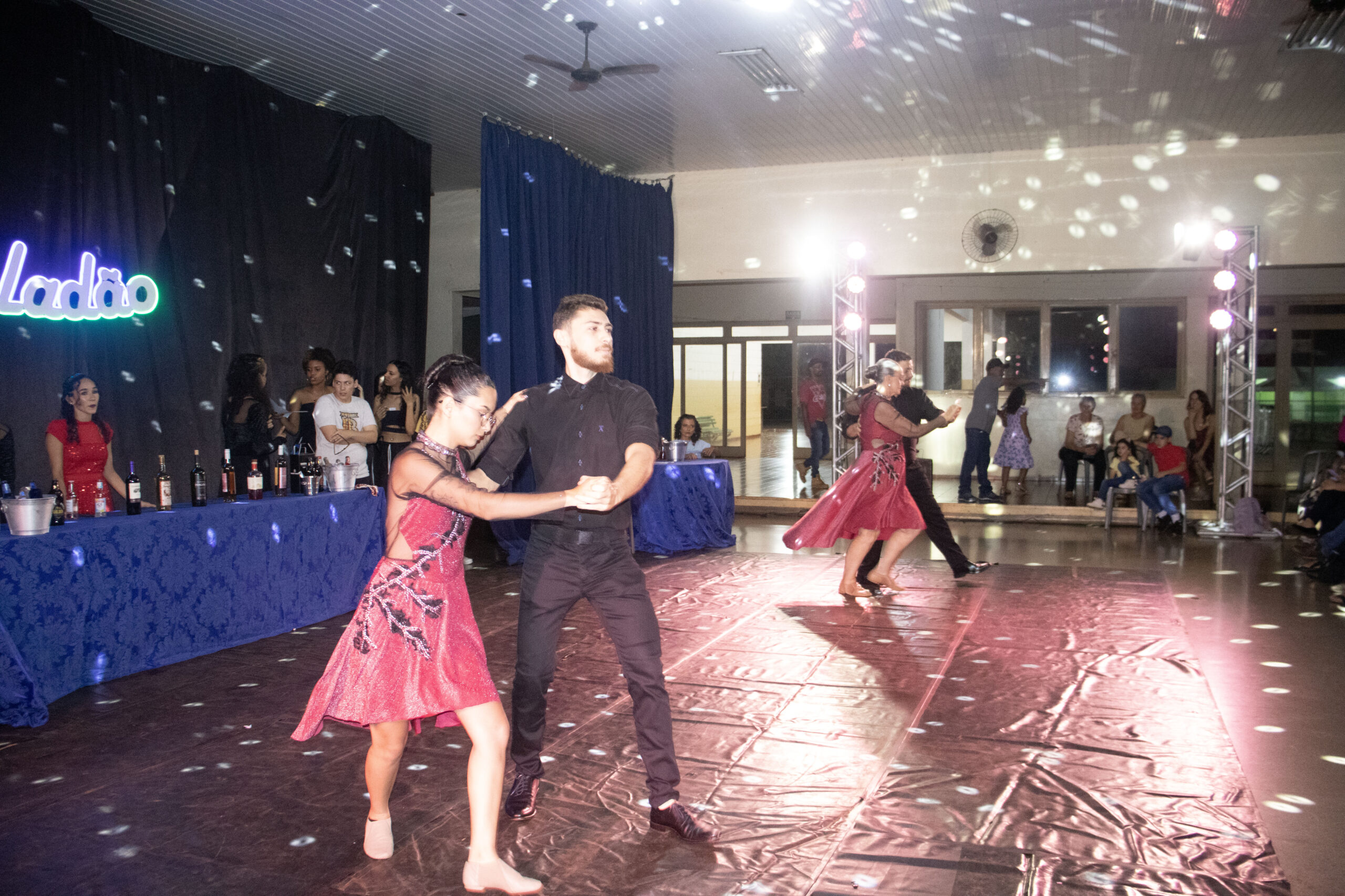 Espetáculo "Baladão"