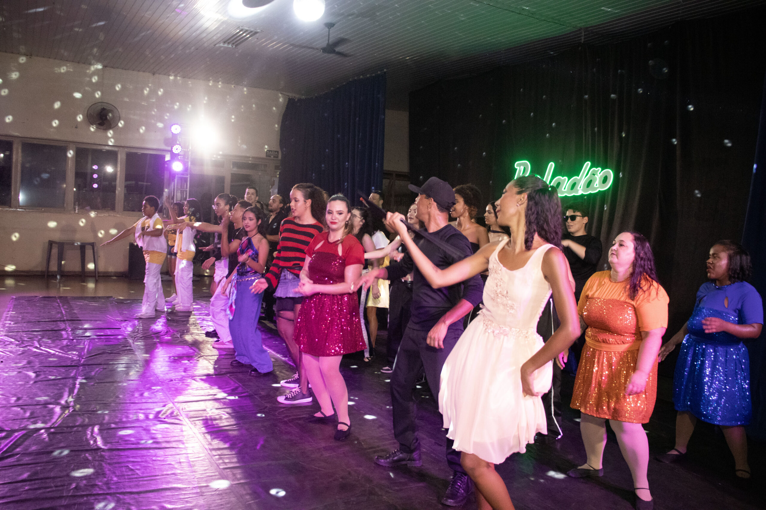 Espetáculo "Baladão"