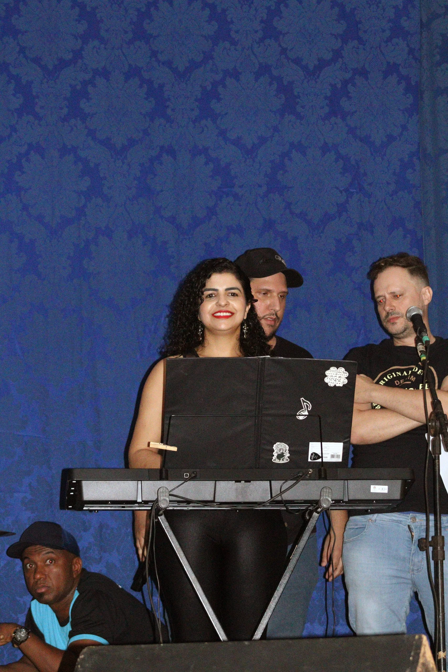 Apresentação Musical Túnel do Tempo: Renato Russo