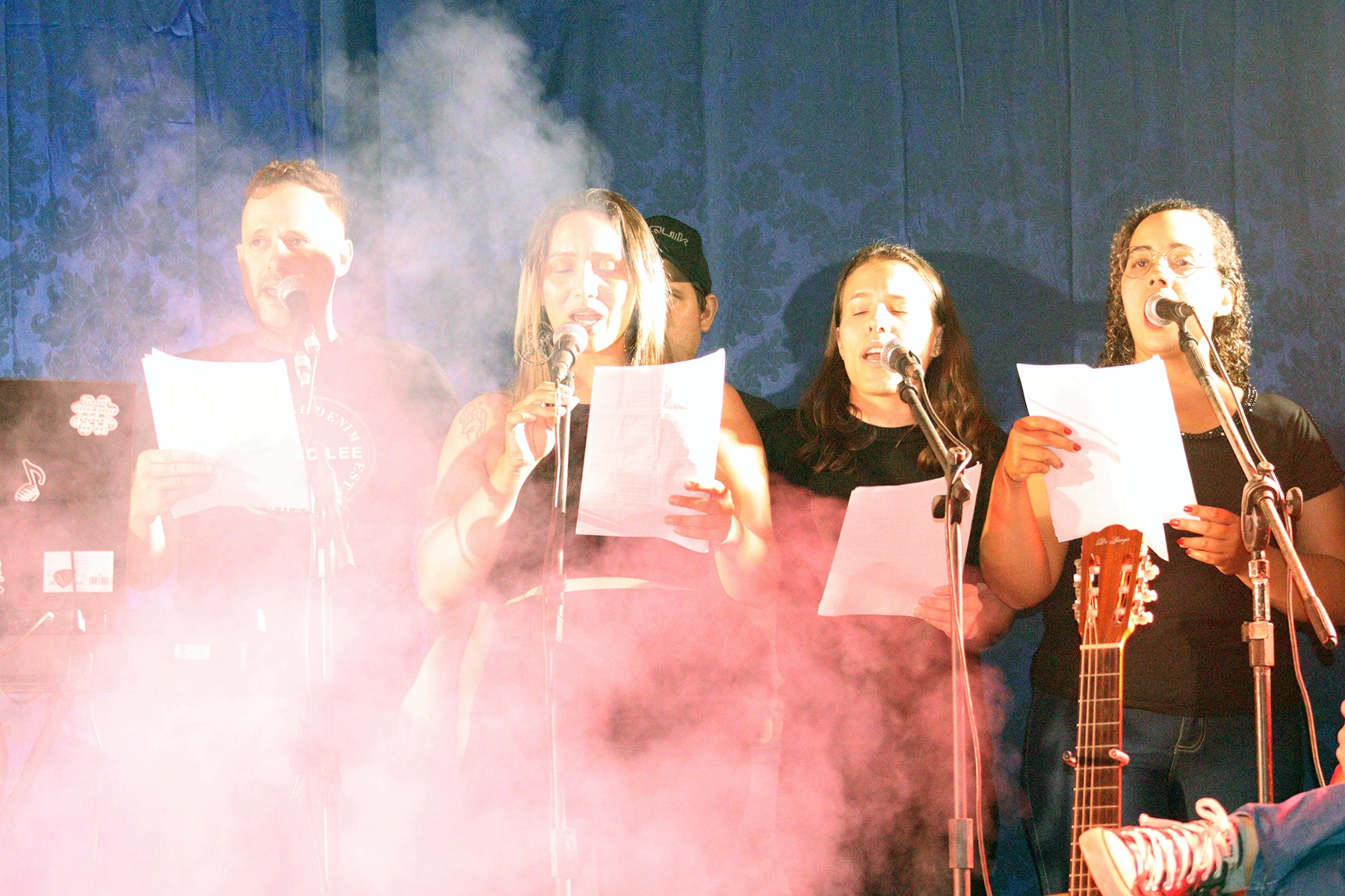 Apresentação Musical Túnel do Tempo: Renato Russo