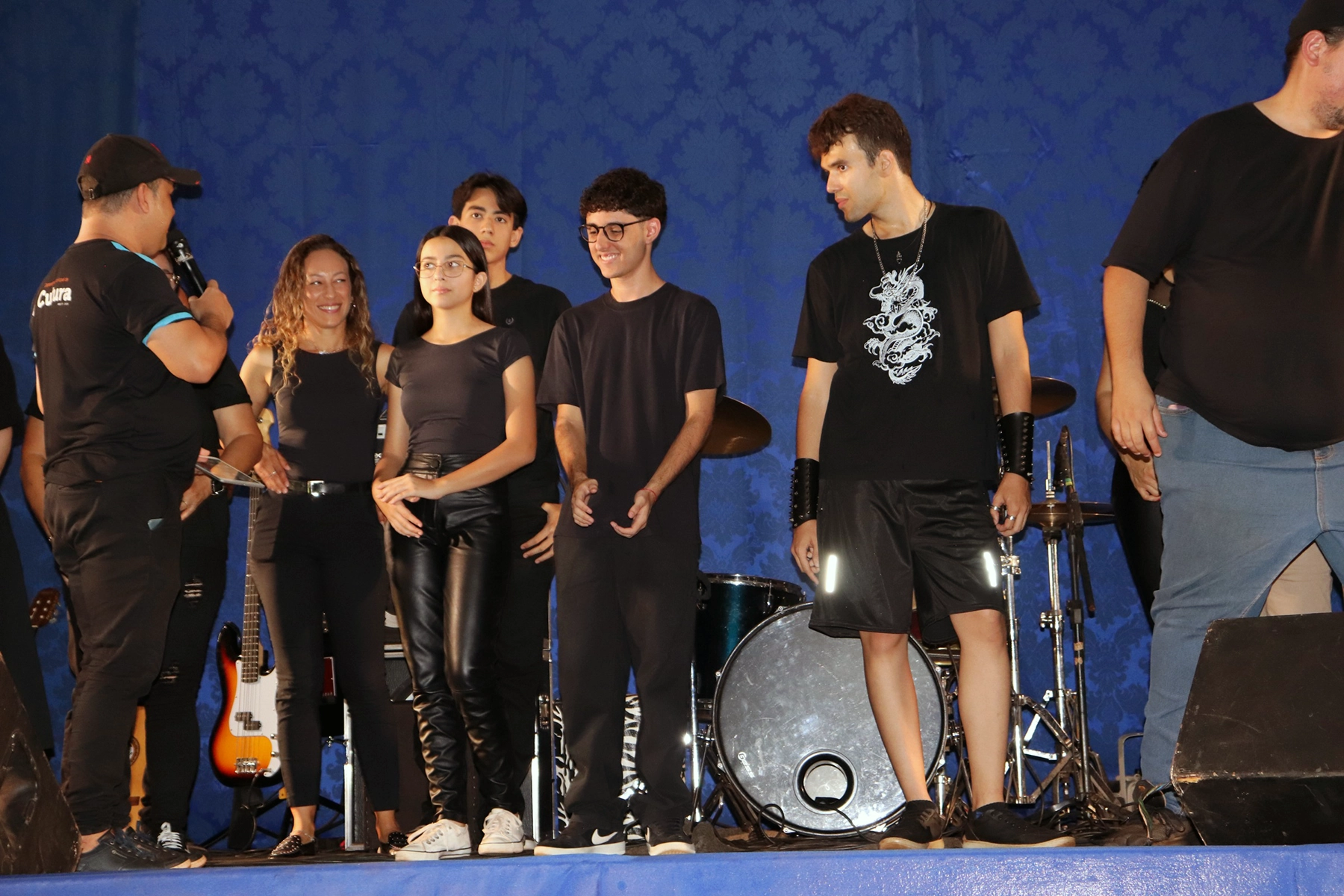 Apresentação Musical Túnel do Tempo: Renato Russo