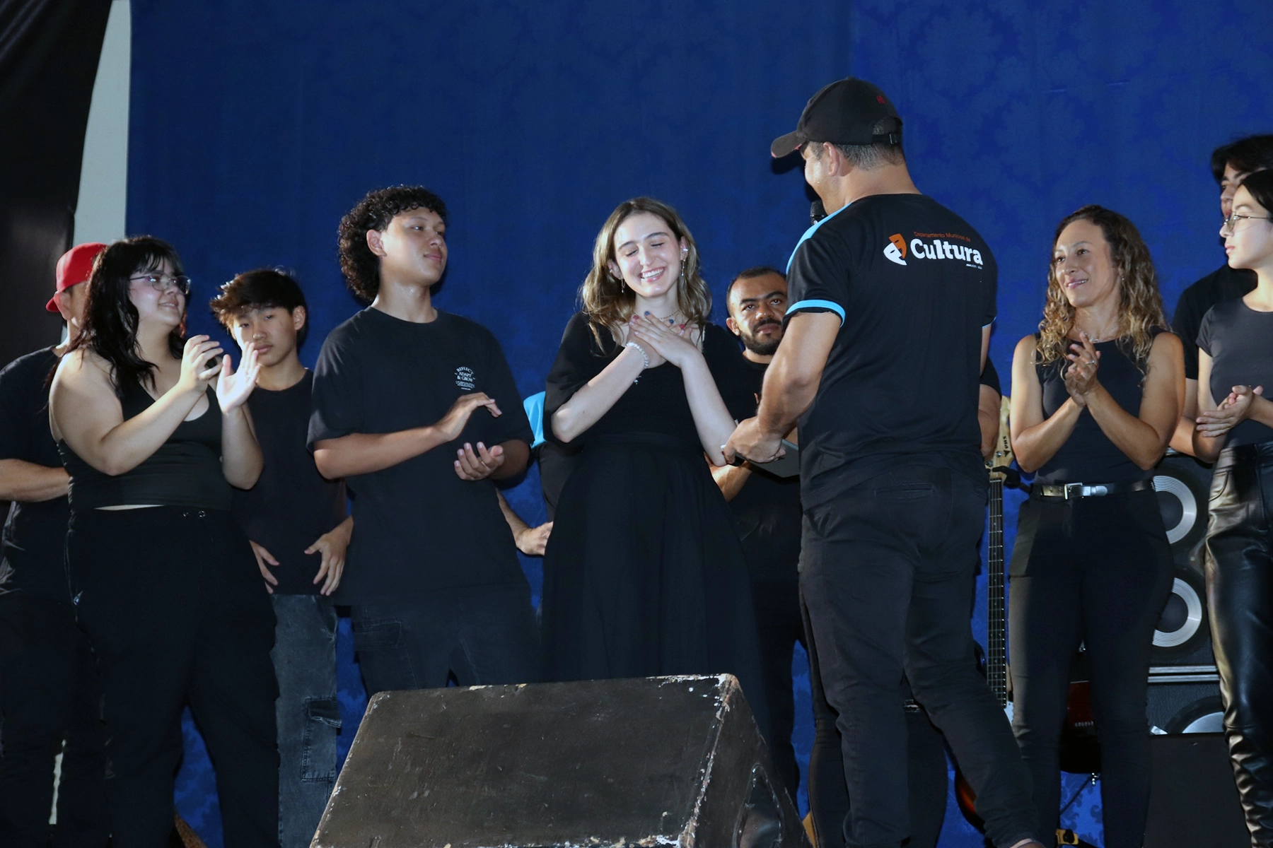 Apresentação Musical Túnel do Tempo: Renato Russo